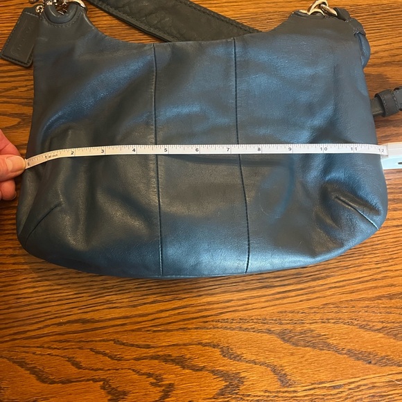 Coach Crossbody Med. Blue Leather Bag. Good condition. Message any questions - Picture 9 of 10